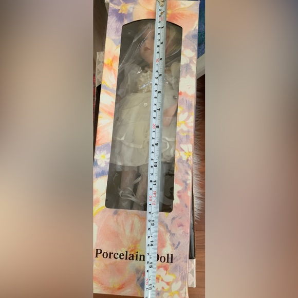 Collectible 16” porcelain doll ballerina blond ballet dancer white tutus point - Picture 9 of 10